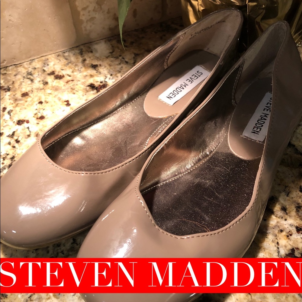 🎄✨ Steve Madden Flats 🎄✨